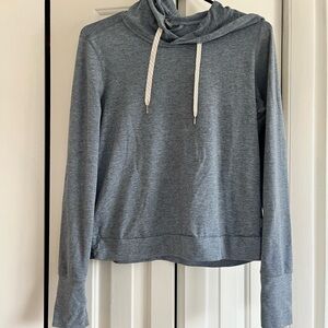 VUORI Halo Essential Hoodie heathered blue
